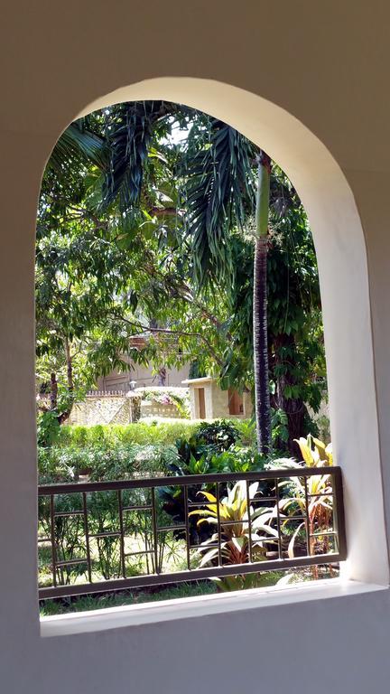 Jamboland-Diani Villa Диани Бийч Екстериор снимка